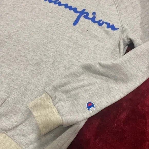 Champion Women’s Crewneck - Picture 3 of 3